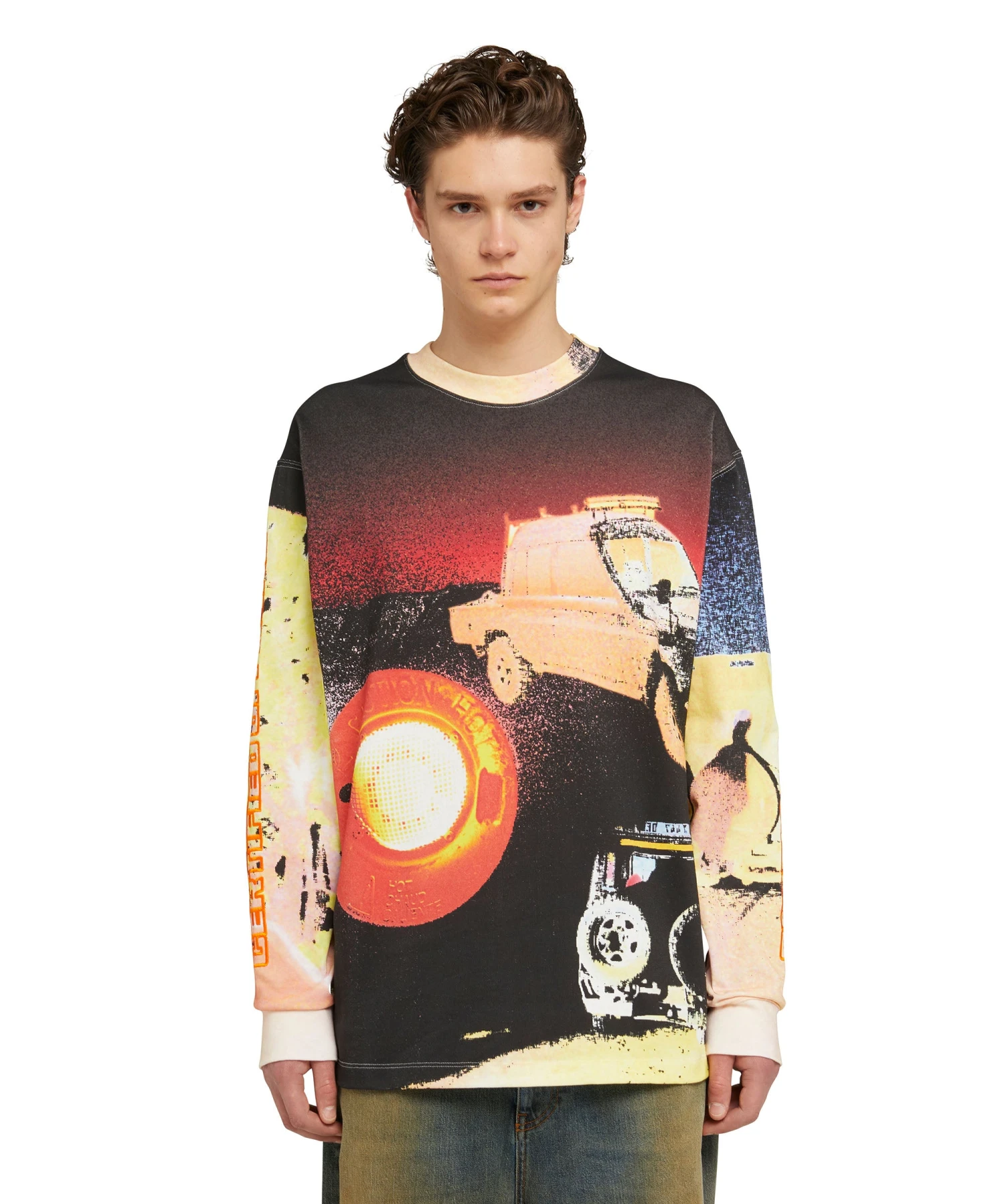 T-Shirt With Allover "Tanzanian Gaze Glitch" Print - Image 2